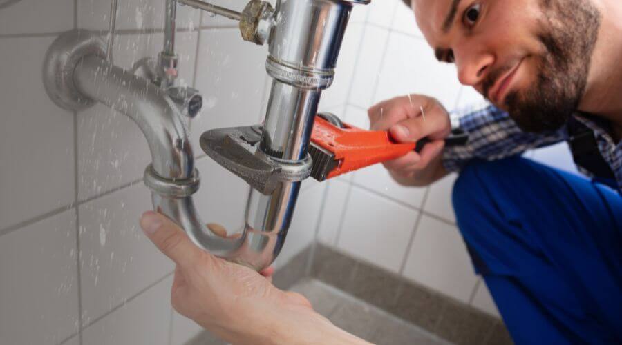 Local tankless water heater installation in Lacon, IL